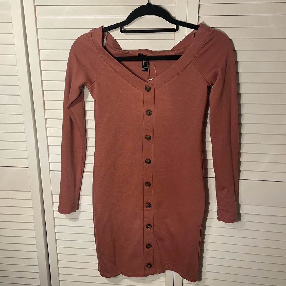 Brand new rusty pink off the shoulder body con